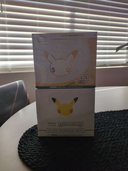 Pokémon Elite Trainer Box Celebrations Bundle
