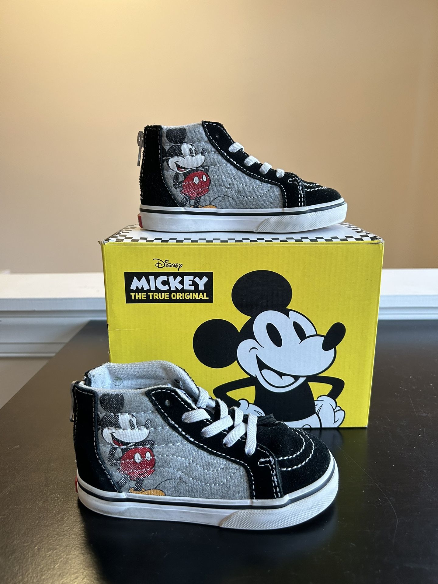 Vans Sk8-Hi Zip Mickey Mouse Kids Shoes 8.0