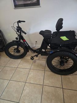 Moto triciculo
