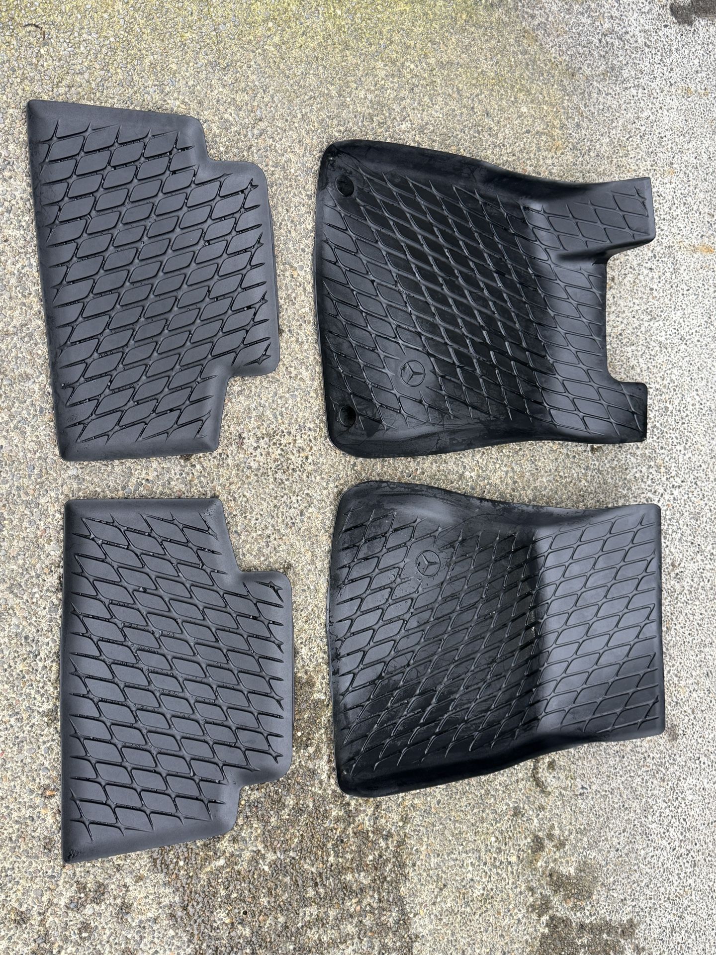 Mercedes Benz GLB All Weather Floor Mats