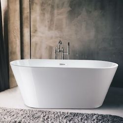 Vanity Art 29.5-in x 59-in White Chrome Acrylic Oval Freestanding Soaking Bathtub Center Drain $300