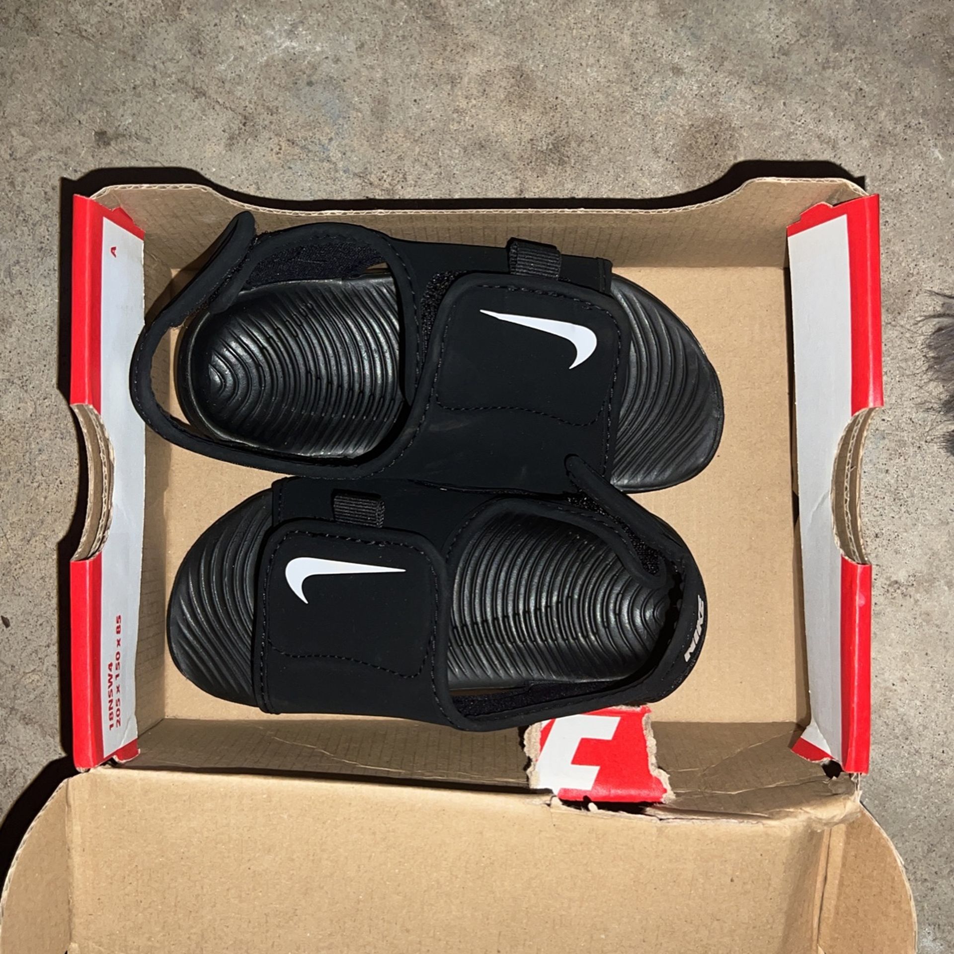 Size 8c Nikes