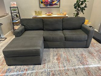 L Sectional sofa