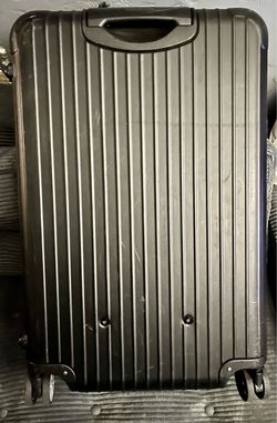 Rimowa Salsa Deluxe   29" Check-in 70 Suitcase Luggage