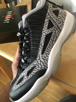 Jordan 11 retro low IE