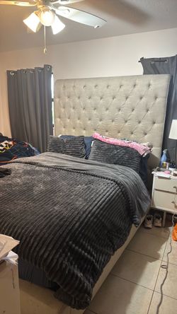 Queen bed