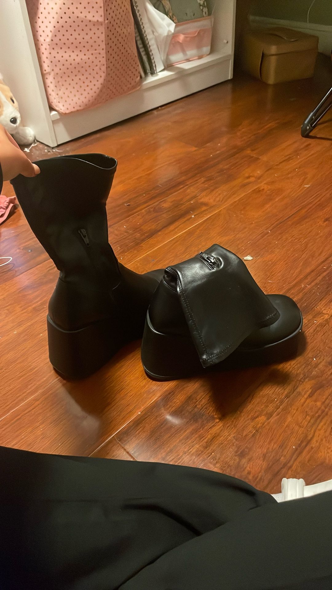 Steve Madden Platform boots