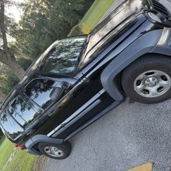 2005 Jeep Liberty Sport 