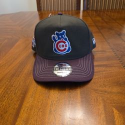 Cubs Snapback Hat 