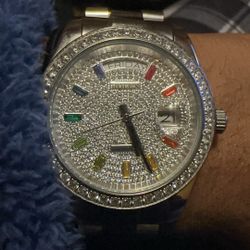 **Authentic Rainbow Rollie**