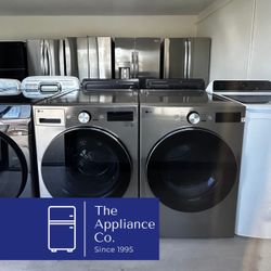 LG Front Load Washer and Gas Dryer Set