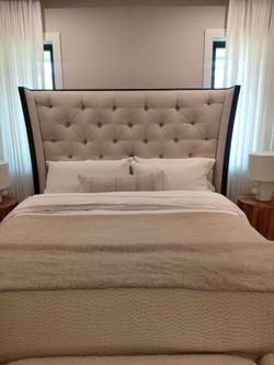 ROBB AND STUCKY BED SET