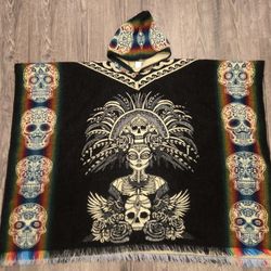 Day Of The Dead Poncho With Hoodies ,football,Chicago Bulls,Cubs,White Sox,Bears,sports Cards,trading Cards,sports Memorabilia,