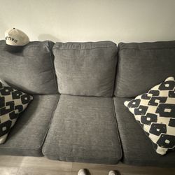 Full Size Pull Out Couch Must Pick Up 18531 Kyle Deal Pkwy 3rd Floor 