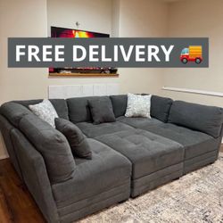 Costco Gray sectional Couch 🛋️- FREE DELIVERY 🚚 