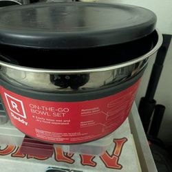 Reddy Black On-the-Go Dog Bowl Set, 3 Cups