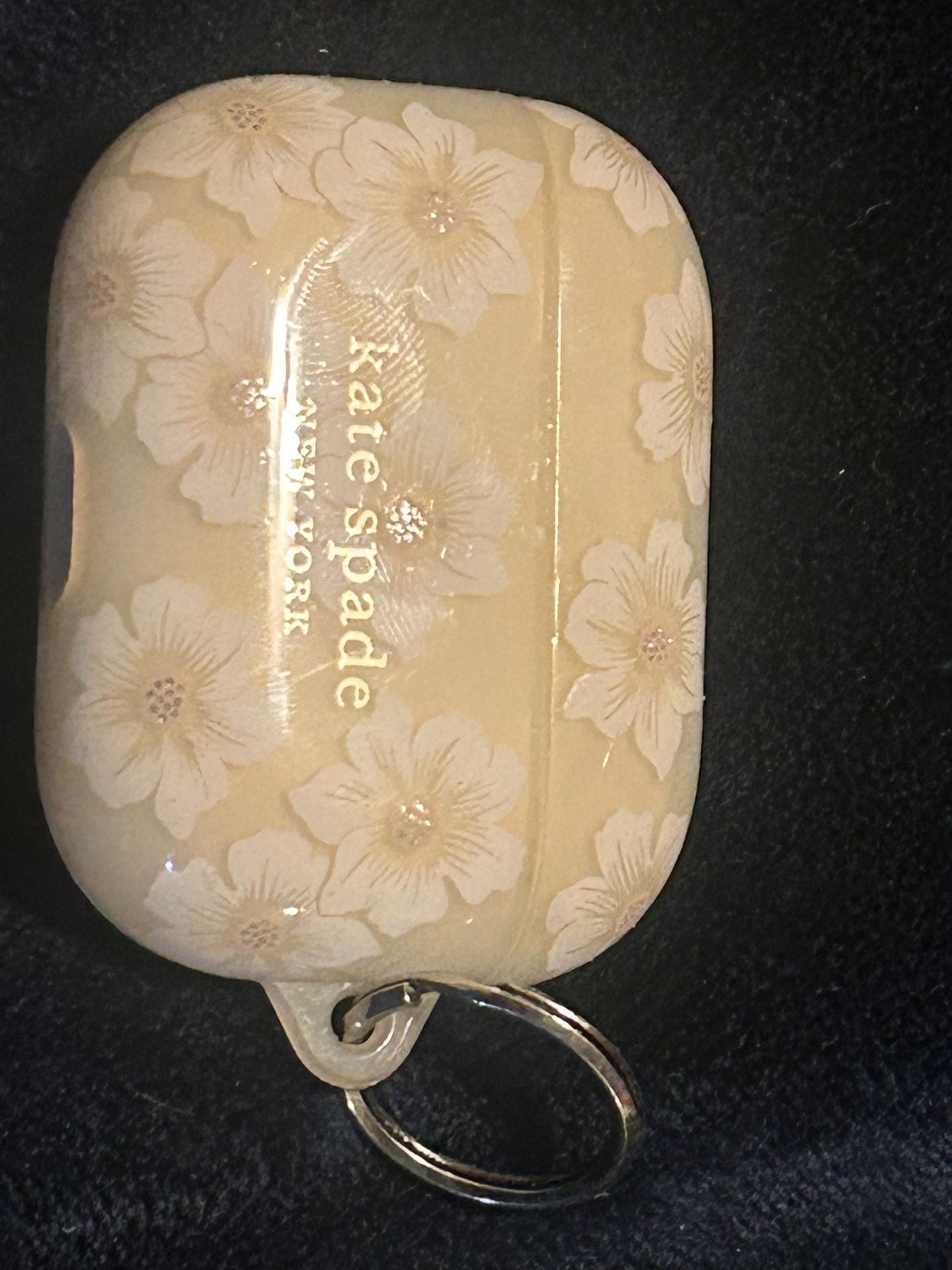 Apple AirPods Pro With Kate Spade Case