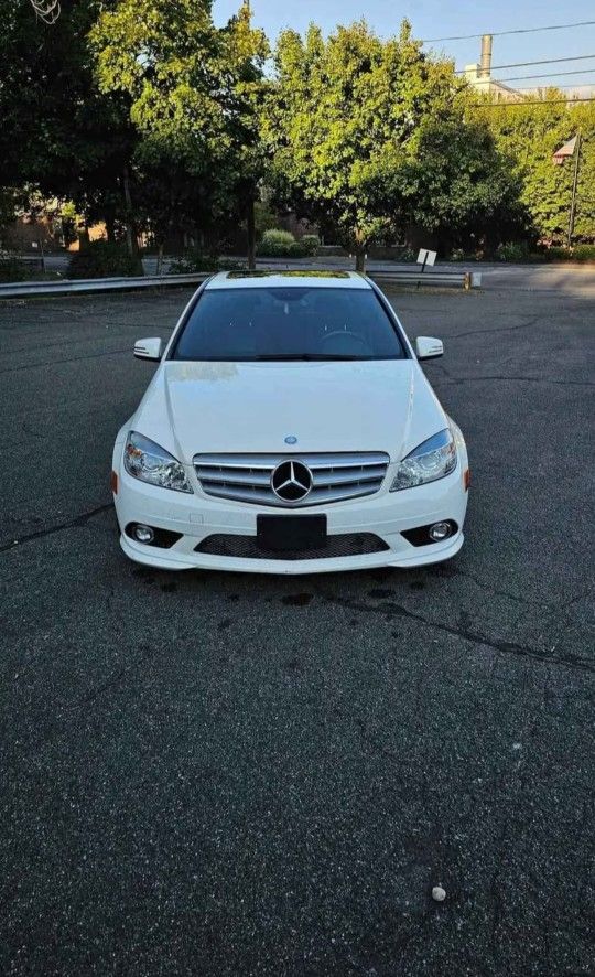 2010 Mercedes-Benz C-Class