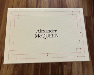 Alexander mcqueen REAL