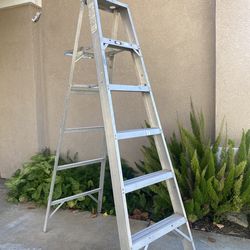Selling A 6’ Ladder In Good Condition , sturdy  decals not visible