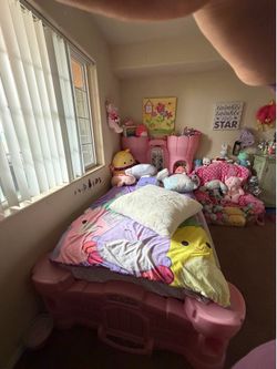 Twin size Princes Bed Frame (MATTRESS NOT INCLUDED)