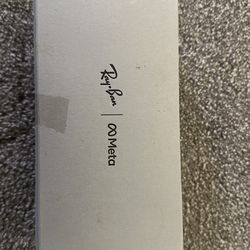Ray Ban Meta glasses