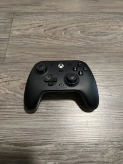 Gamer sir Xbox controller
