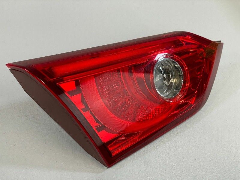 2014-2017 INFINITI Q50 LEFT DRIVER SIDE TRUNK LID MOUNTED TAILLIGHT LAMP