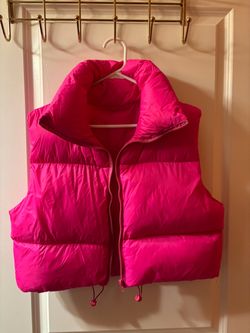 Hot Pink Cropped Puffer Vest