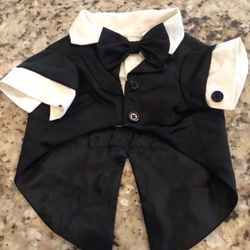 Dog Wedding Tuxedo EUC size Medium
