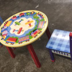 27”x27”x21”h Kids solid wood round table with two chairs