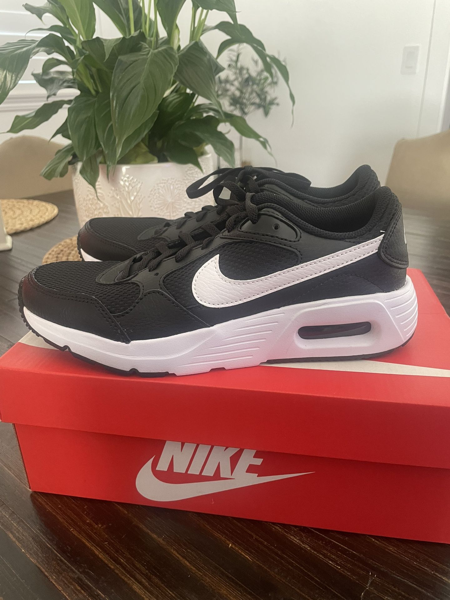 Nike Air Max Size 6y