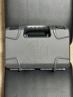 Empty Sig Case