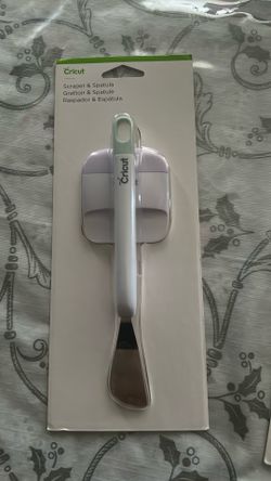 Cricut- Scraper and Spatula