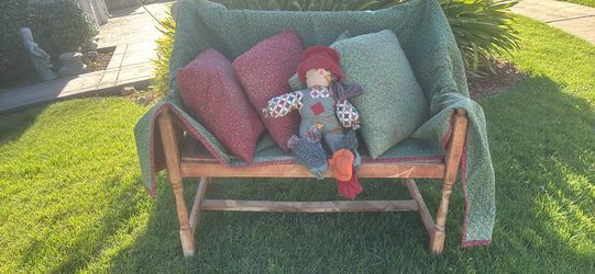 Cute bench