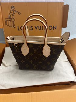 Authentic Louis Vuitton Neverfull PM for Sale in Riverview, FL - OfferUp