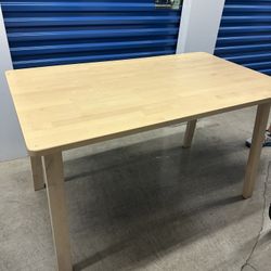 Dining Room Table 