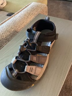 Keen shoes size 5