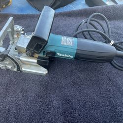 Makita PJ7000 Plate Joiner