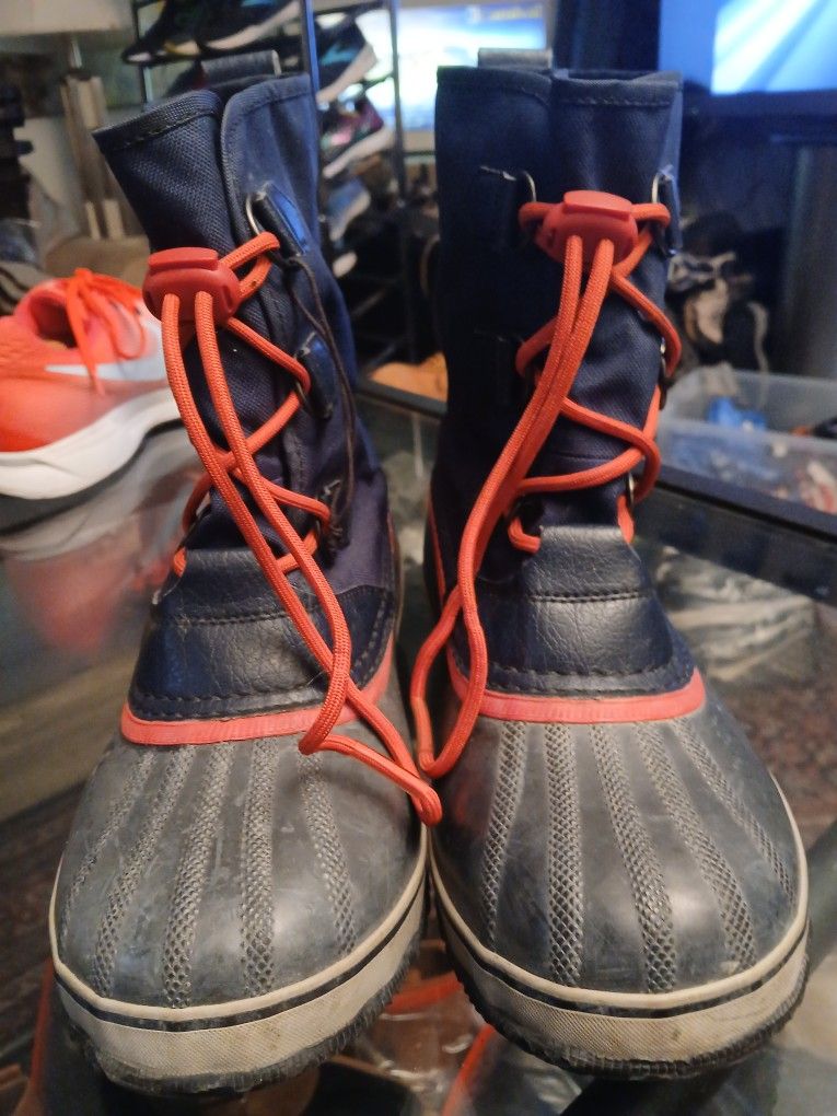 Sorel Women's Rubber Insulated SIze 6 Snowboots
