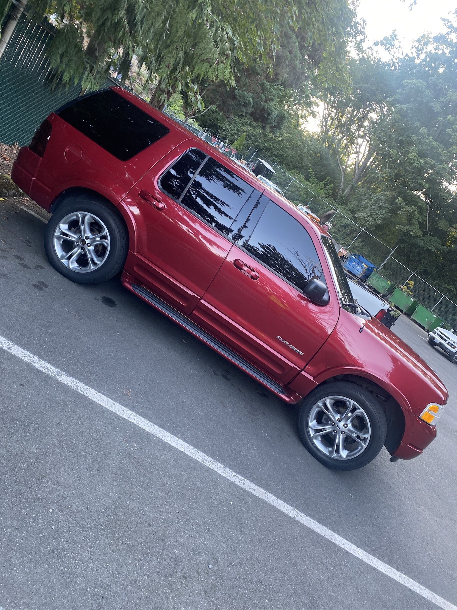 2004 Ford Explorer