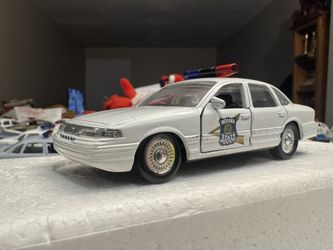 Road Champs 1994 Indiana State Police Ford Crown Victoria 1:43 Diecast Car
