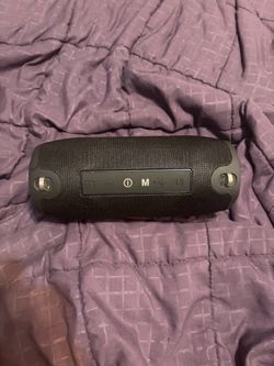 Black Portable Bluetooth Speaker