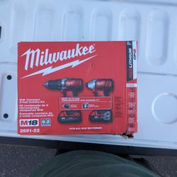 Milwaukee M18 Compact Drill And Impact Driver Combo With Batteries