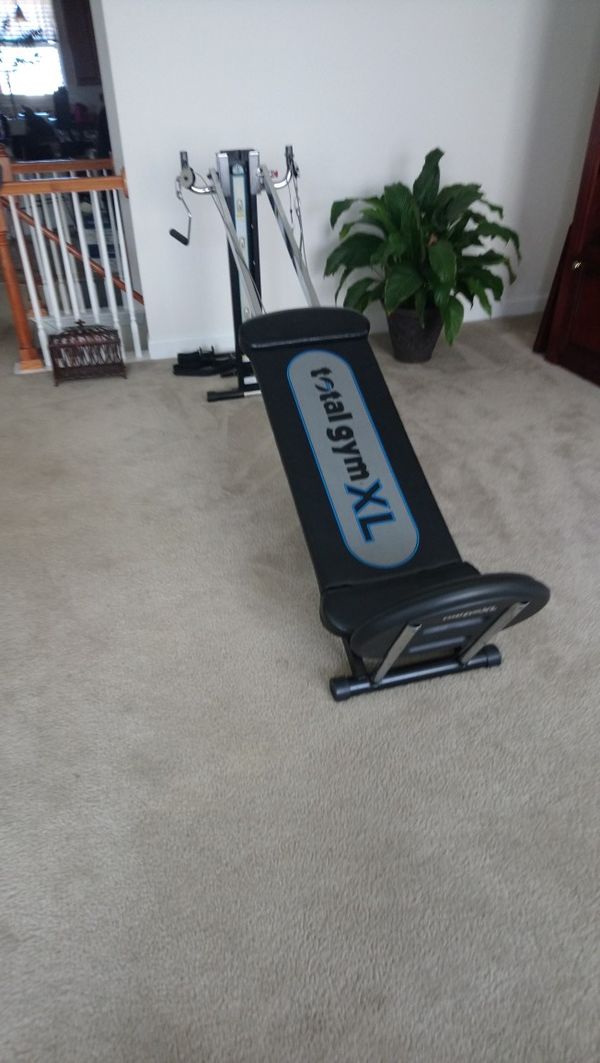 Total gym xl, all accessories and videos for Sale in Virginia Beach, VA