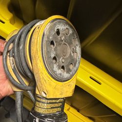Dewalt Palm sander 