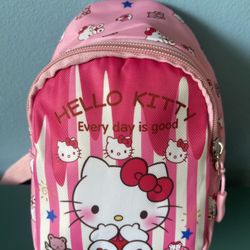 Hello Kitty Crossbody 