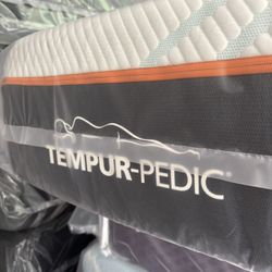 King Mattress TempurPedic ProAdapt Firm Offers $2199 Available Queen Sizes 