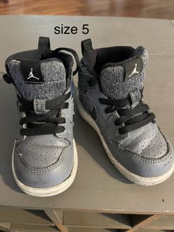 Jordan 1 high Size 5 Toddler