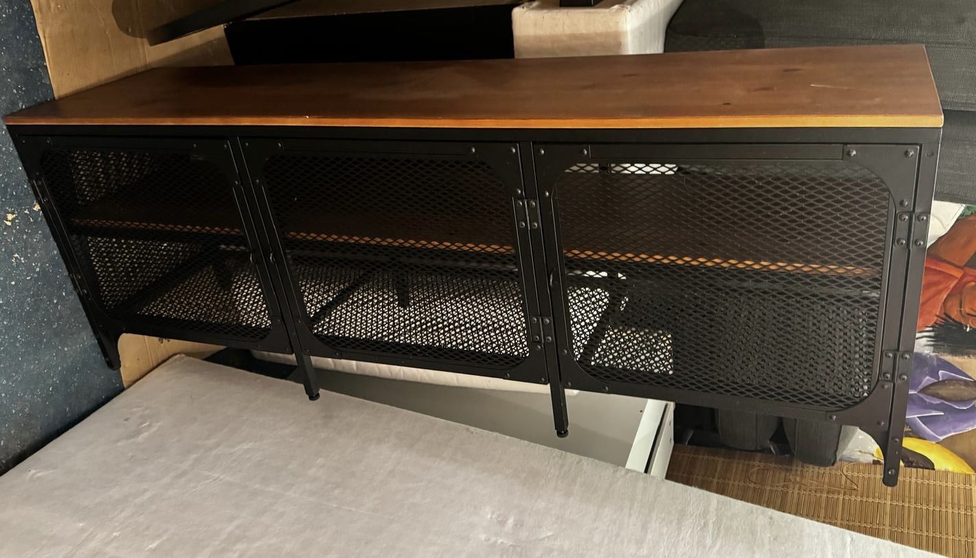 TV Stand / TV unit